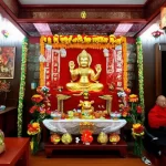 Bàn thờ Thần Tài hướng nào tốt cho tuổi Tý