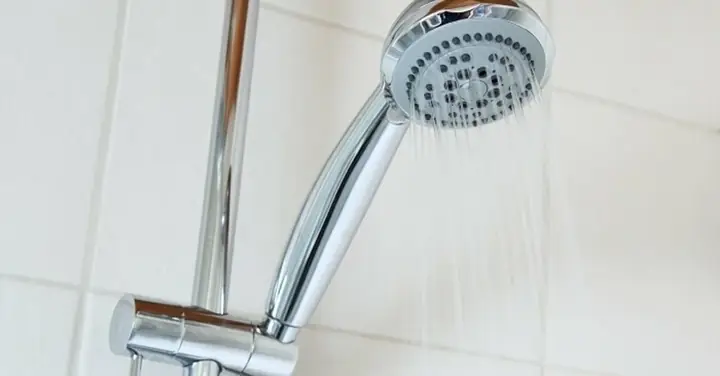 Mơ Thấy Tắm Với Sen: Ý Nghĩa Và Phân Tích Chi Tiết